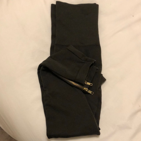 NWOT Spanx Leggings!! - Picture 1 of 2